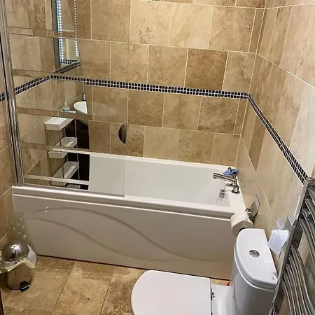 Сasa de vacaciones 2 Bed Filey With Hot Tub
