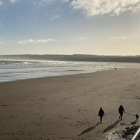 2 Bed Filey With Hot Tub *
